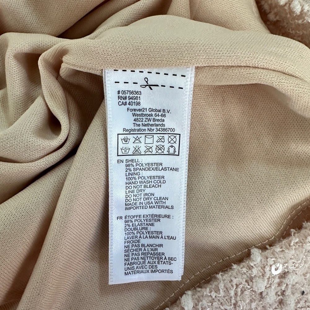 Forever 21 | Cream coloured BodyCon Dress | size Medium - Picture 8 of 8